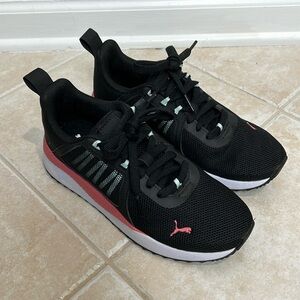 Puma Women’s Sneakers